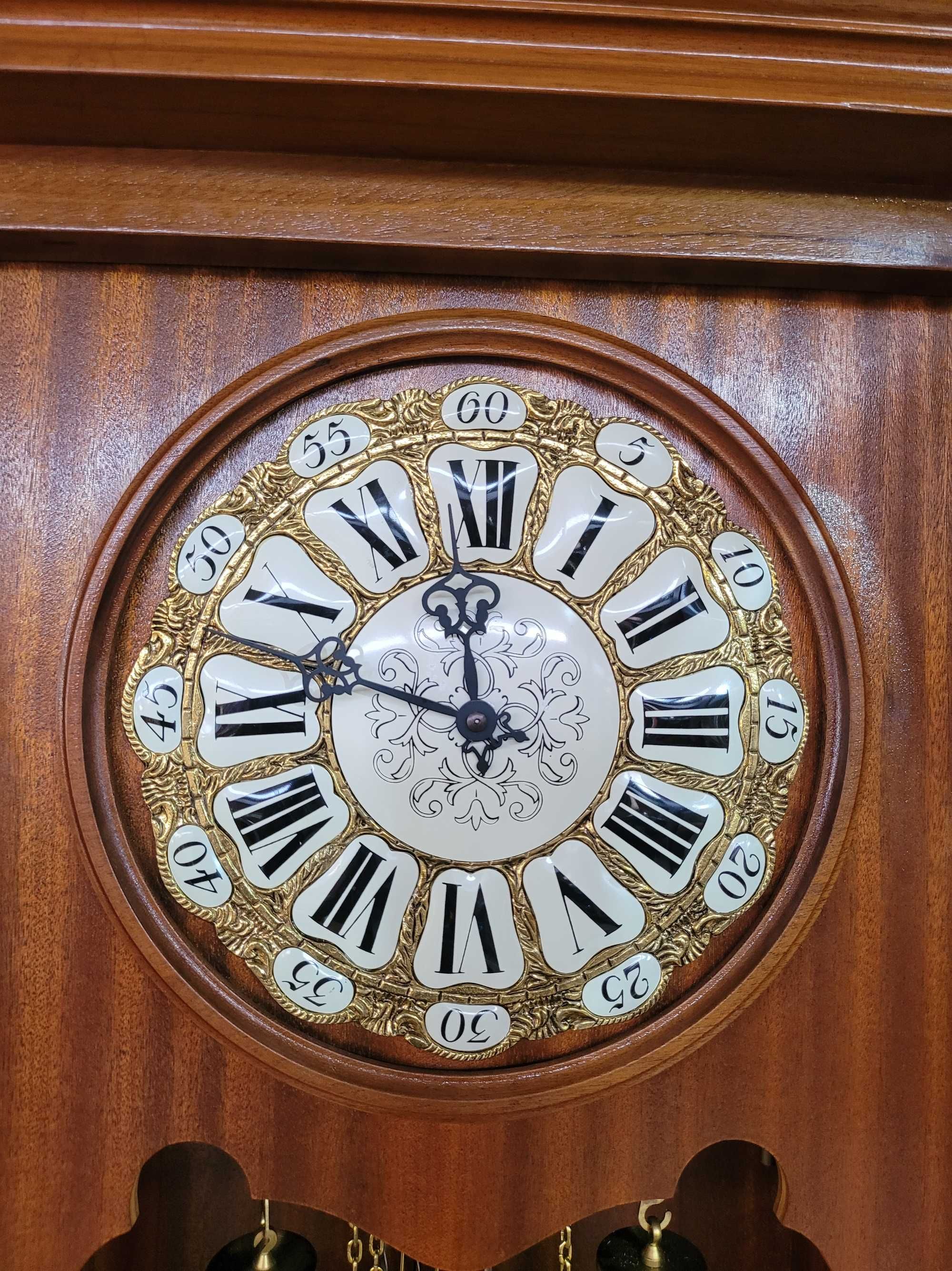 Encantador enorme relógio de pendulo - vendido com ga