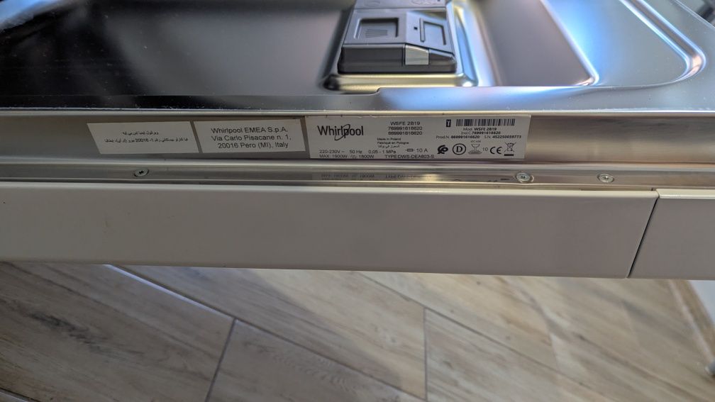Zmywarka Whirlpool 45 cm jak nowa