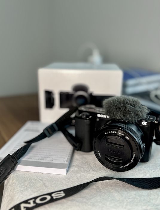 Камера Sony ZV-E10 в ідеальному стані