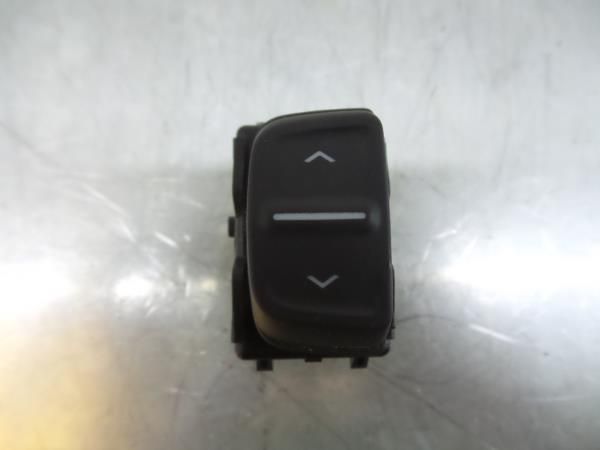 Comando / botão / interruptor multifunções DACIA Sandero II (5S_)