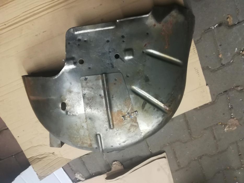 Fiat 126p nadkole lewe przednie wewnętrzne oryginalne