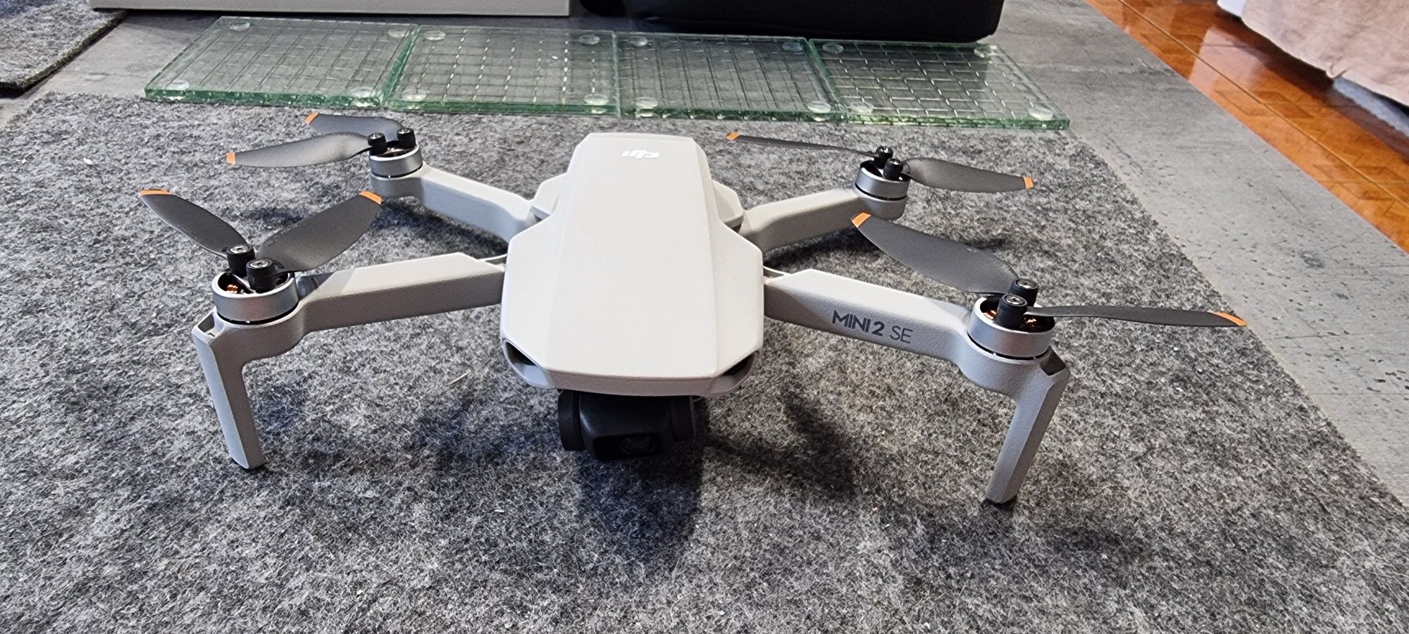 Dron Dji Mini 2se combo