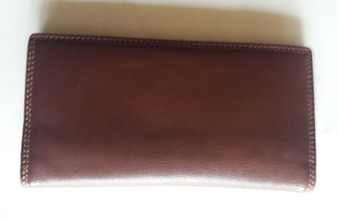 Большой кожаный коричневый бумажник (купюрник), портмоне, новый