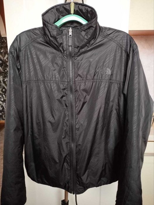 Продам оригінальну двосторонню куртку The North Face