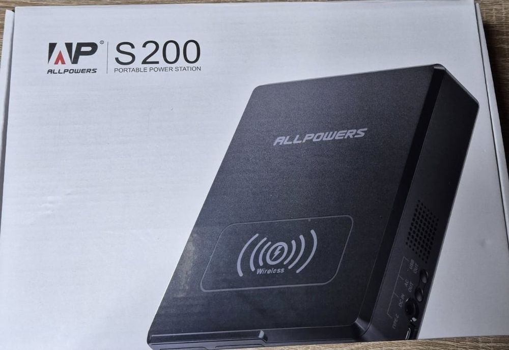 Зарядное устройство Allpowers