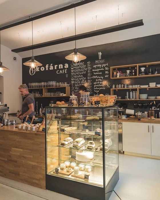 Изготовление мебели ЛОФт.торговые витрины .мебель для кафе баров.бар