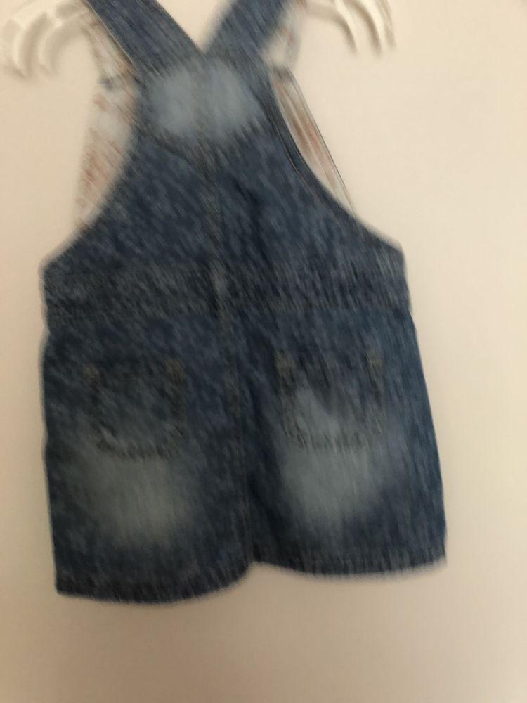 Sukienka jeansowa w kwiatuszki rozm 86