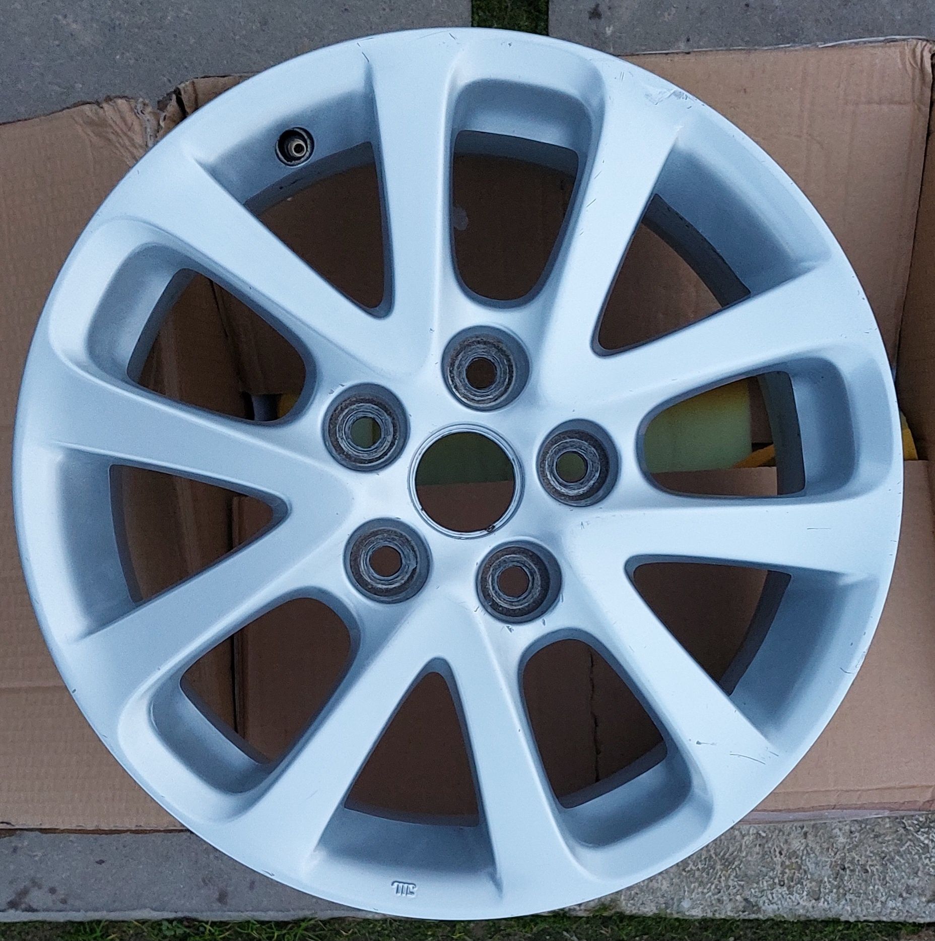 Alufelga orginalna mazda R16 5x114,3