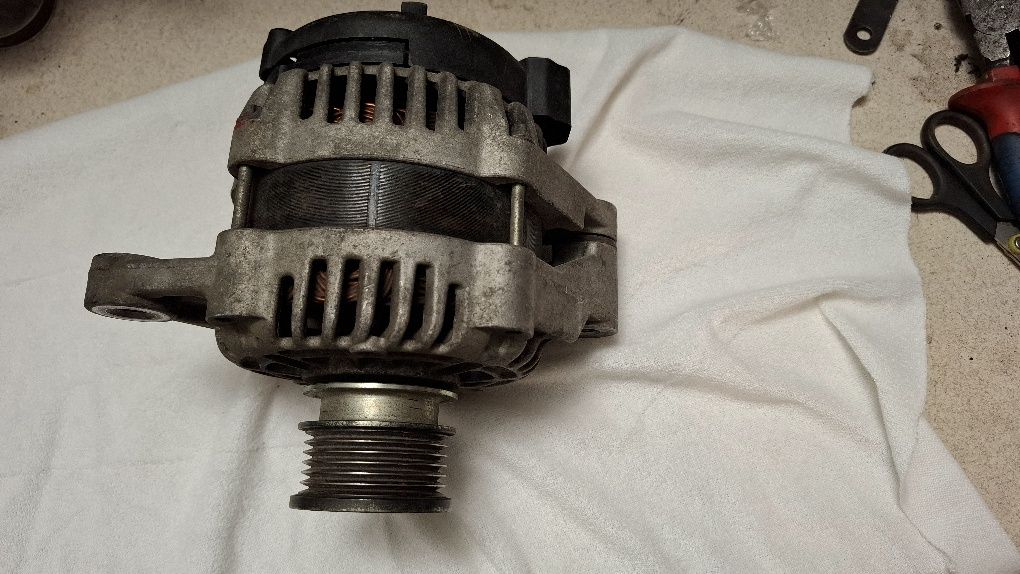 Alternator Opel Insignia A 2,0 cdti 160 KM 100A