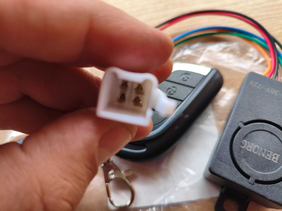 Сигнализация электровелосипед электросамокат а с 2 брелками