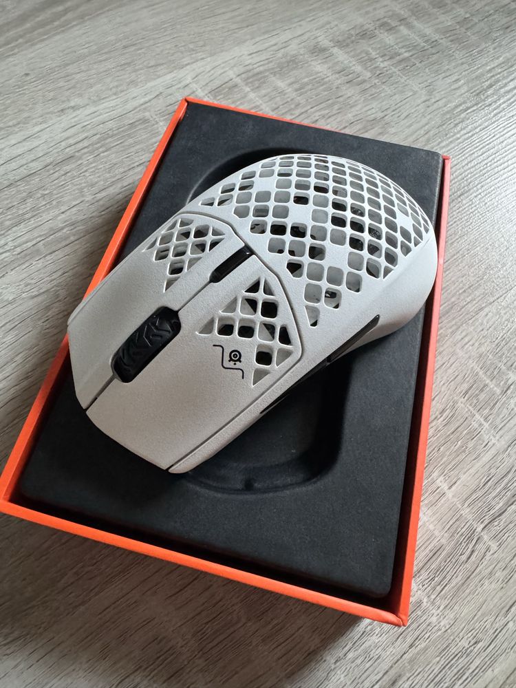 Myszka steelseries aerox 3 wireless