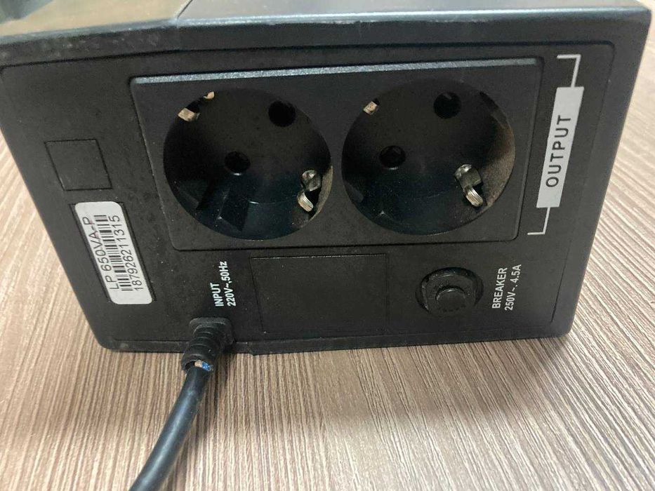 Джерело безперебійного живлення LogicPower lp 650va