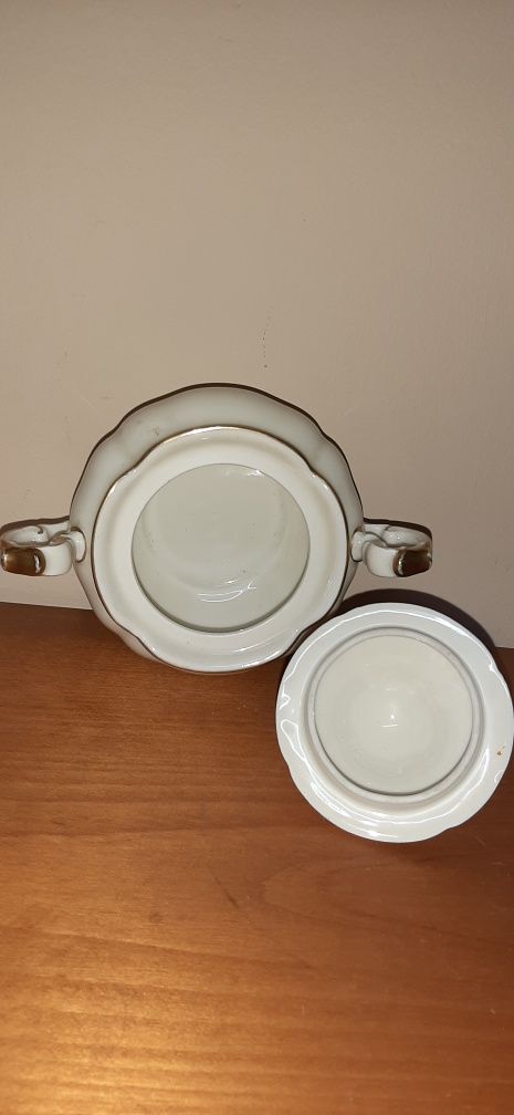 Stara porcelana Echt Tuppack Tiefenfurt Parowa   dzbanek ecru