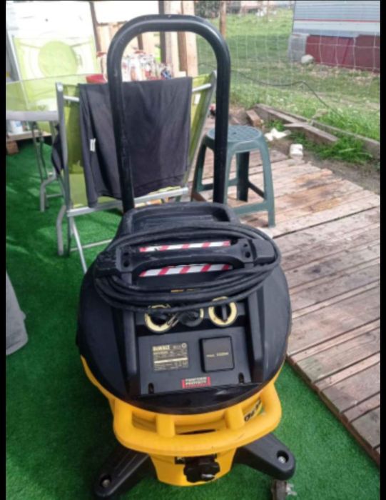 Aspirador dwalt 30 lt