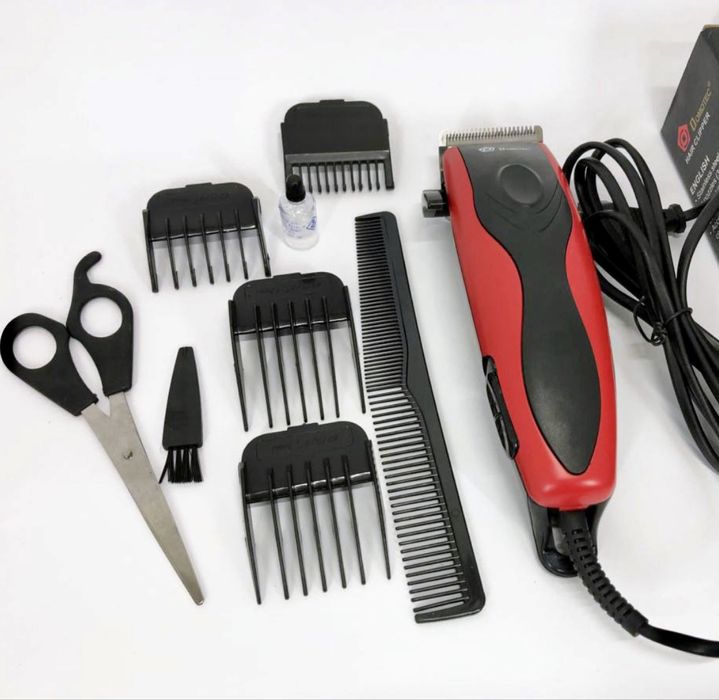 Машинка для стрижки волосся з насадками, перукарня в дома. Стрижка