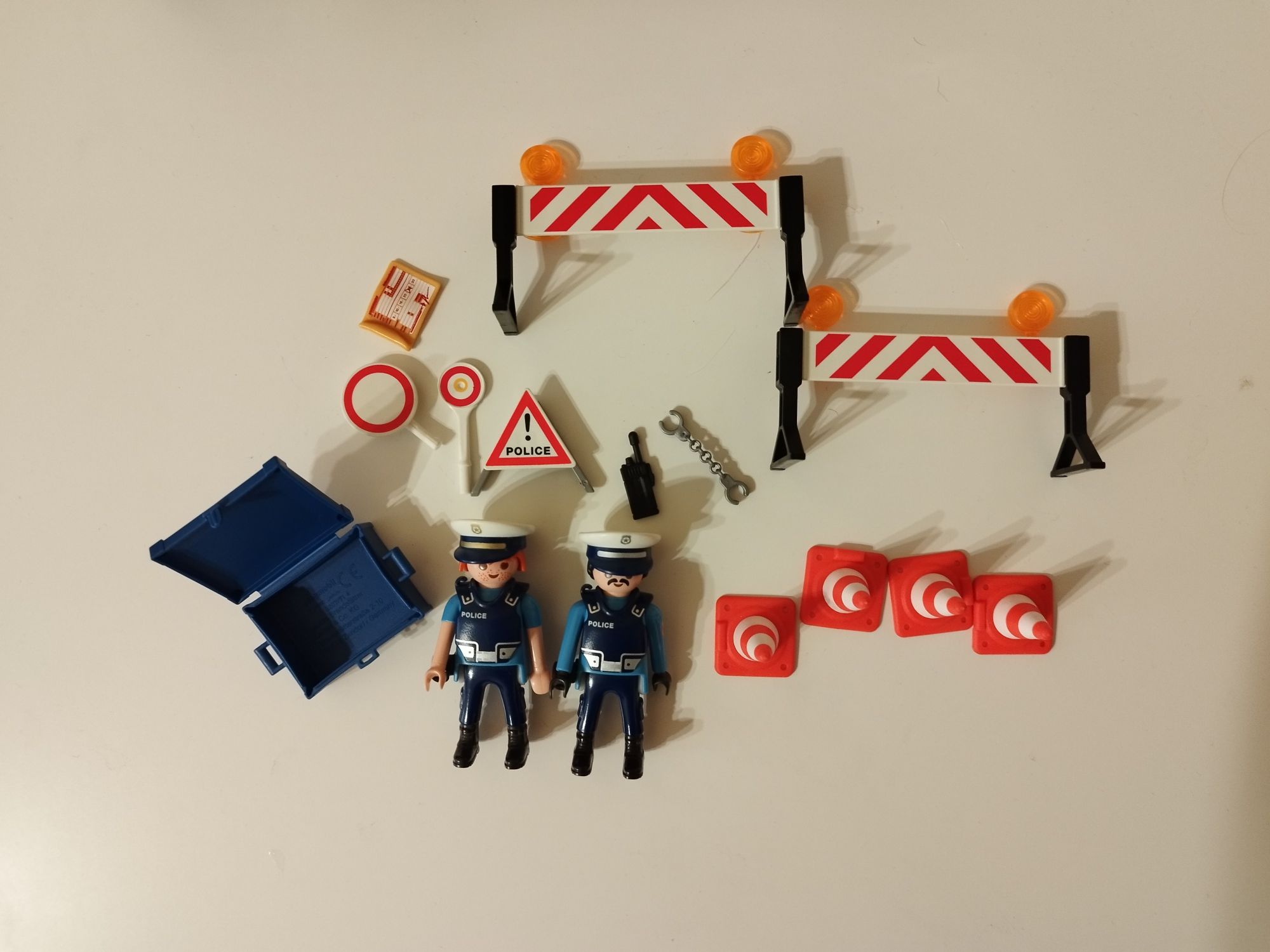 Playmobil samochód policyjny 70899