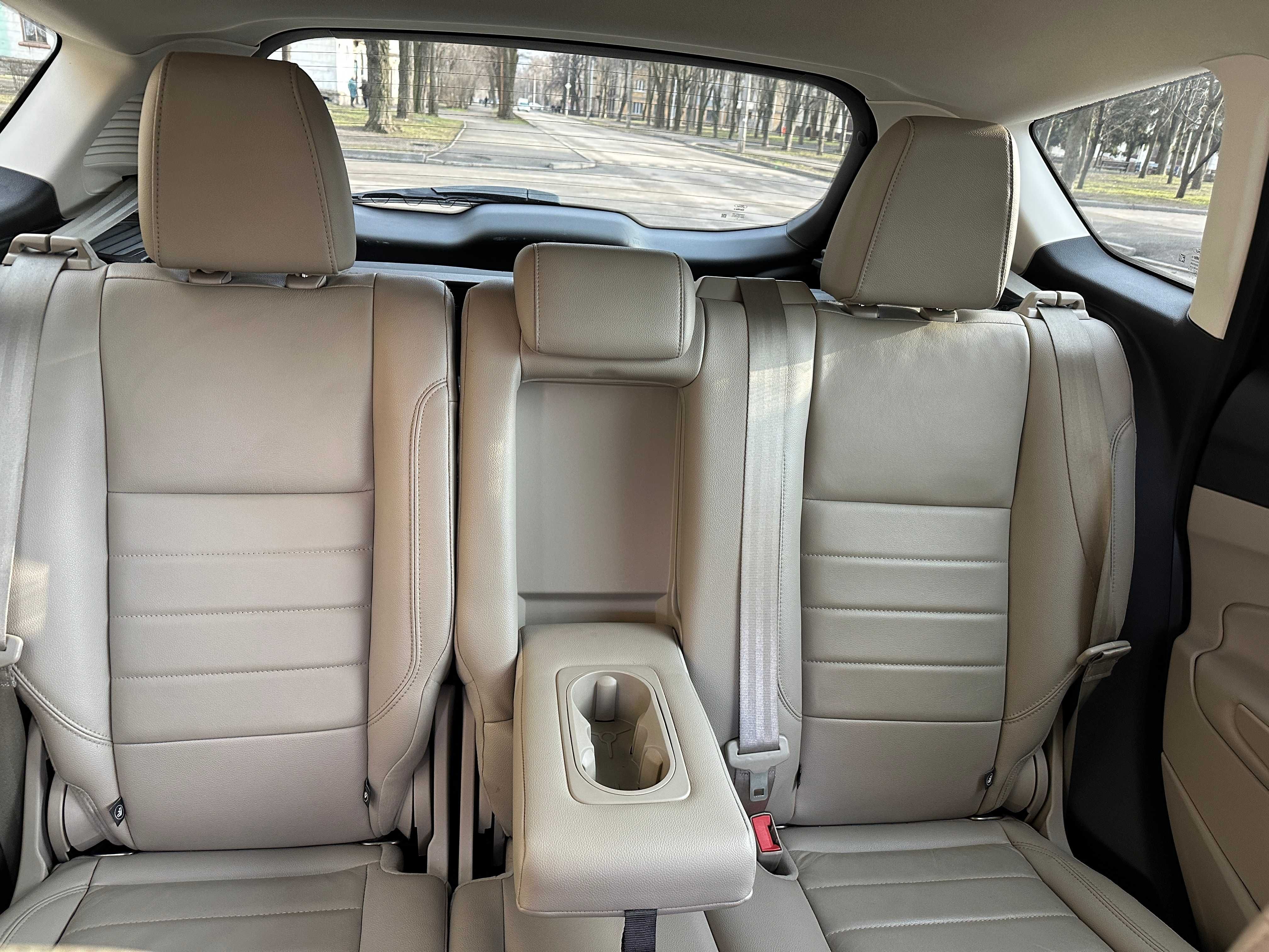 Ford C-MAX Hybrid 2015