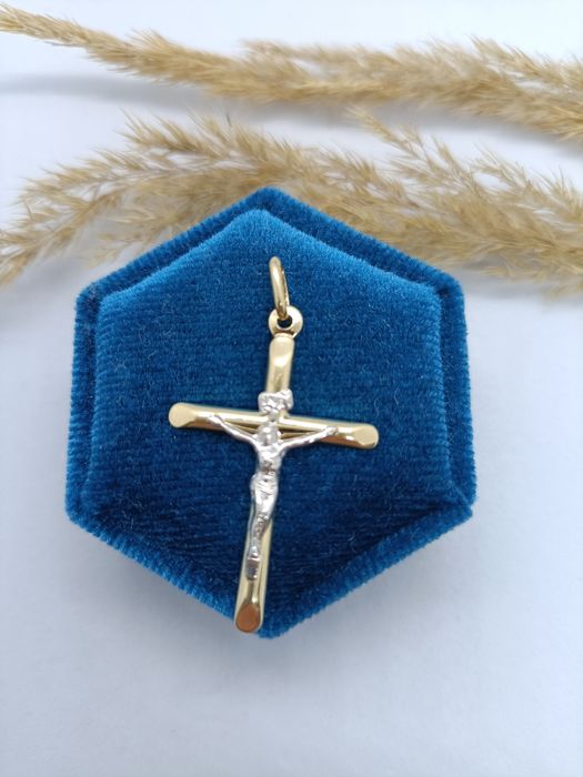 Zawieszka krzyżyk ze złota, złoto pr 585
