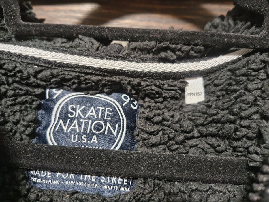 Gruba ocieplana bluza z kapturem Skate Nation 146/152