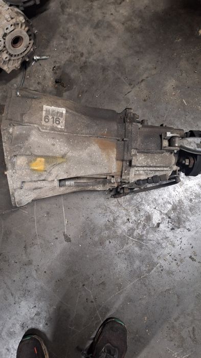 Skrzynia biegów 2.2 646 w204 manualna mercedes