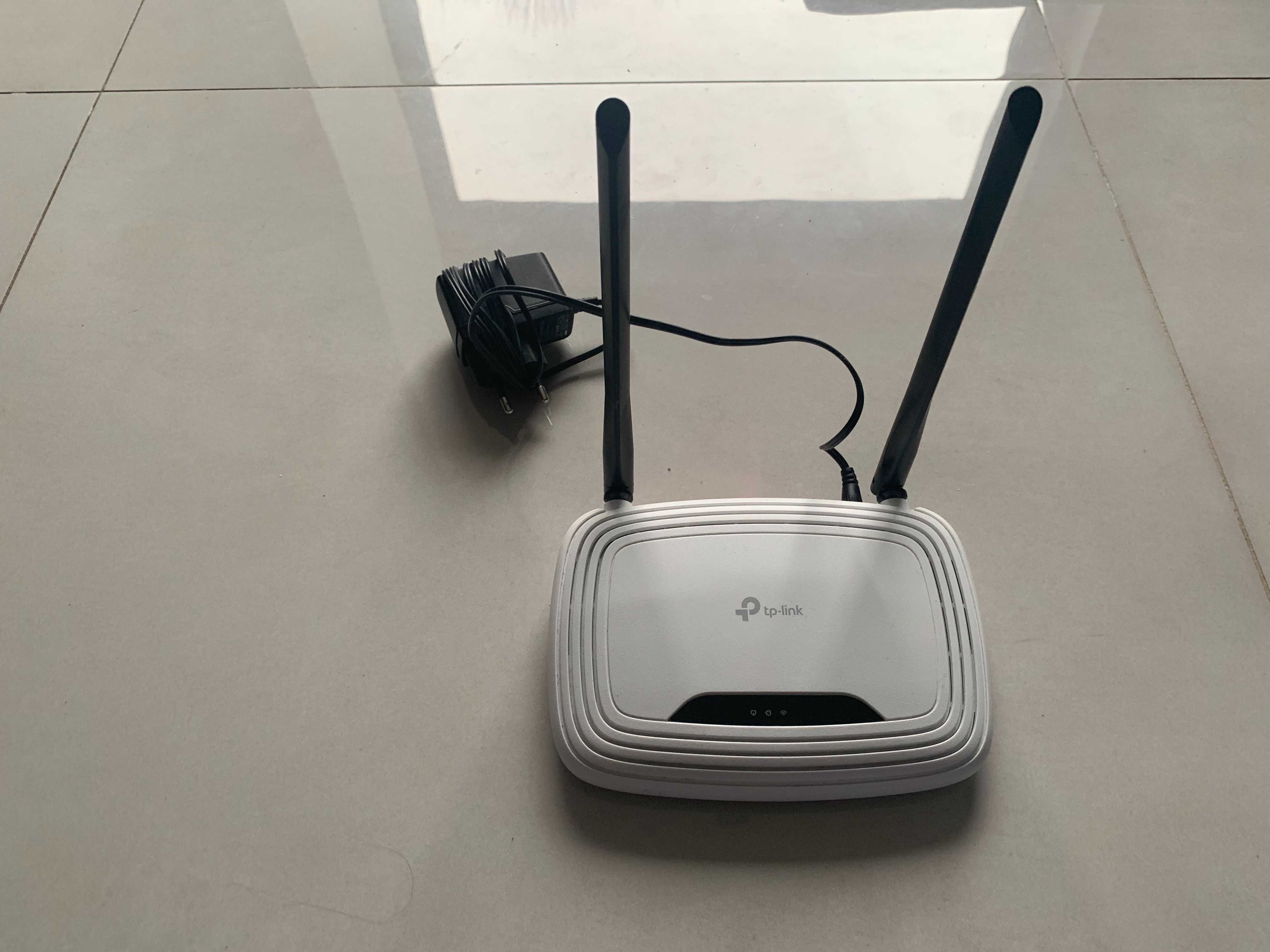 Router TP-LINK TL-WR841N 300MB/S