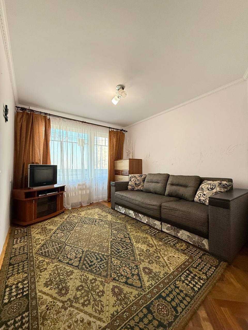 Продаж 4 кімн. квартири