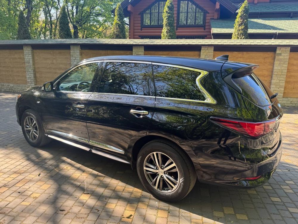 Infiniti QX60 в отличном состоянии