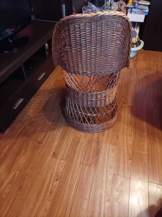 Fotel wiklinowy duży