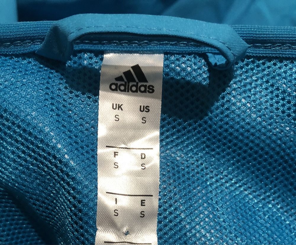 Adidas Вітрівка