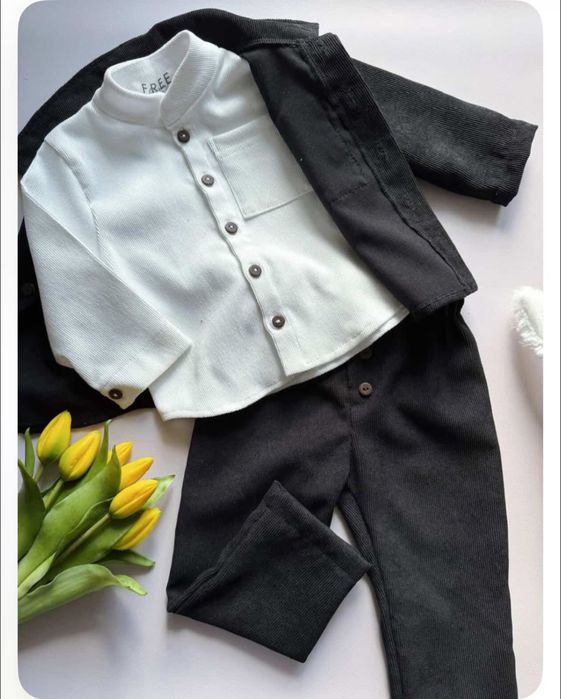 Класичний дитячий костюм