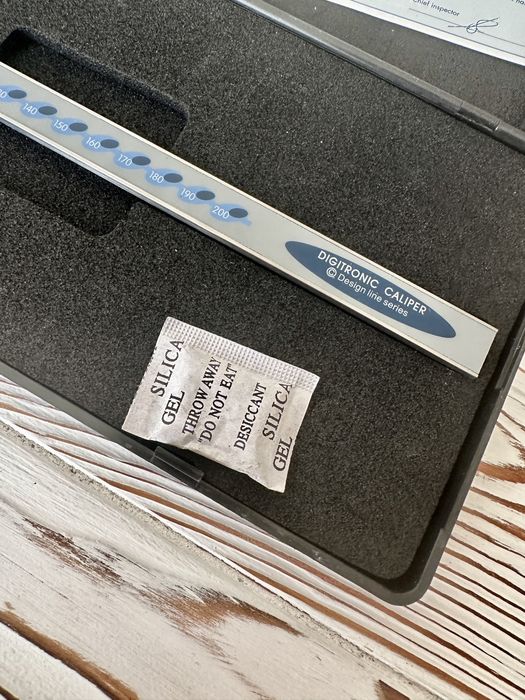 Штангенглубиномер цифровой 0-200мм 0,01мм Moore & Wright