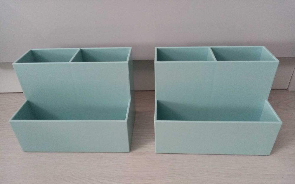 Pojemniki plastikowe organizery na biurko kosmetyki pędzle szminki