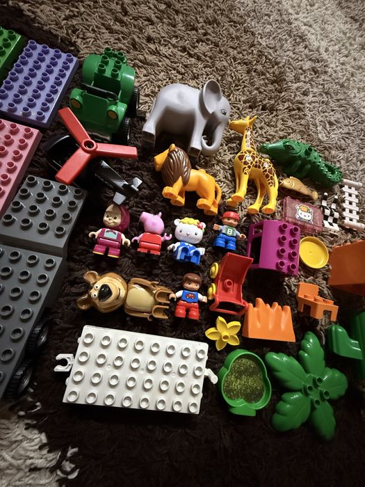 LEGO zestaw klocków z serii Duplo