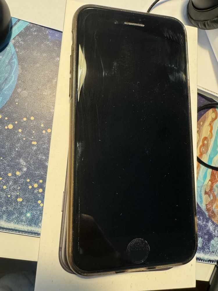 Iphone SE com 128gb versao 2020