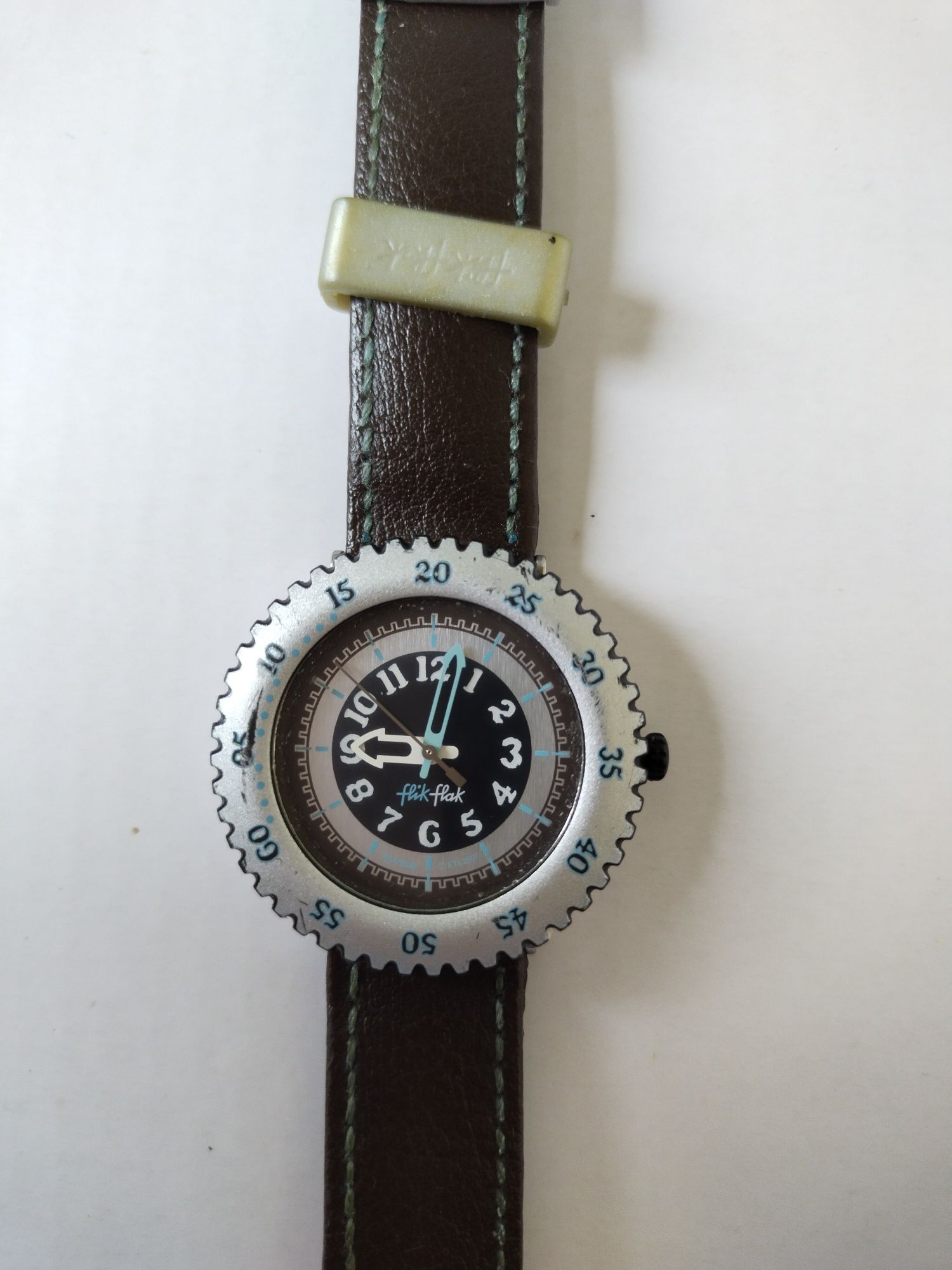 Классические детские часы swatch flik flak швейцария