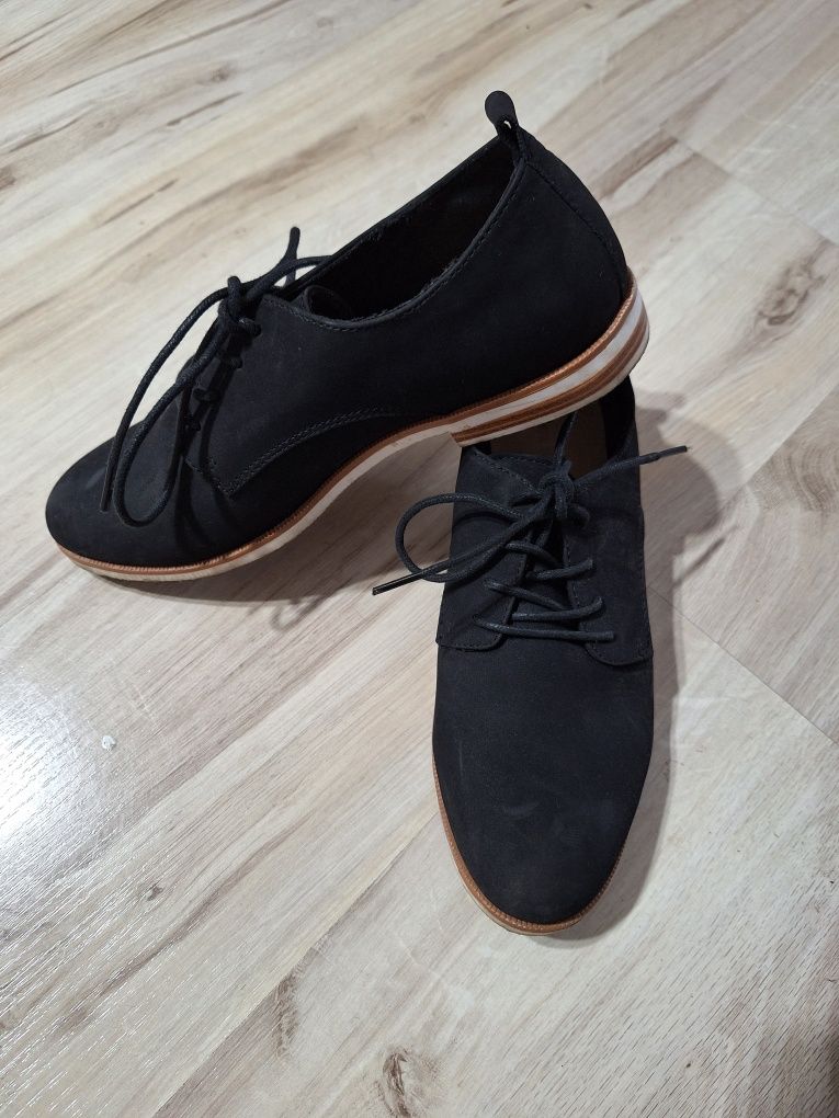 Buty Clara Barson rozm40