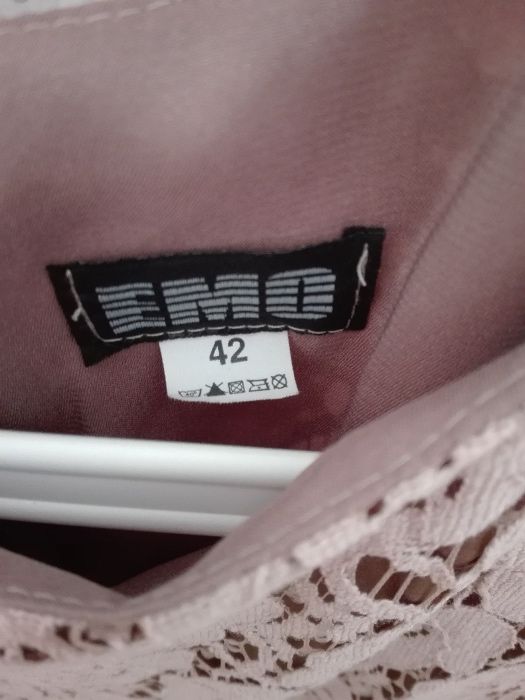Elegancka sukienka koronkowa beżowa EMO midi M L modna koronka butik