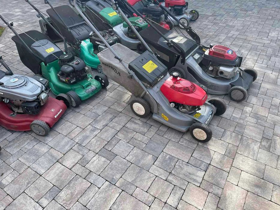 Бензинова газонокосарка з Німеччини