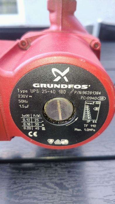 pompa grundfos UPS