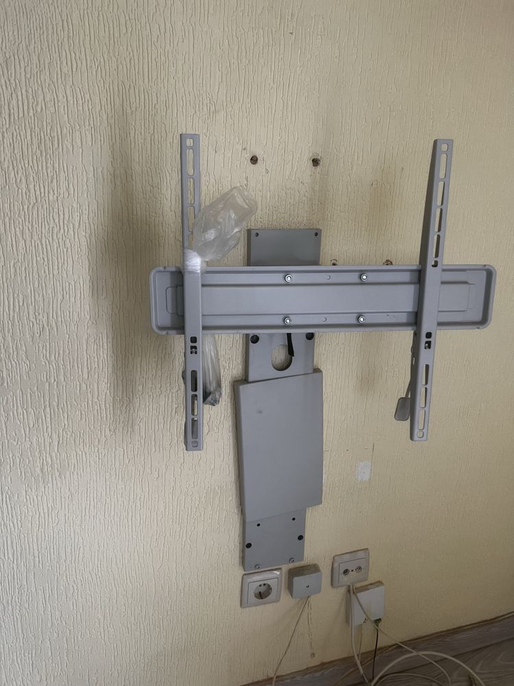 PARA DESOCUPAR! Suporte para tv de grandes dimensoes