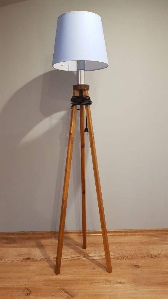 Lampa stojąca błękitny abażur styl loft