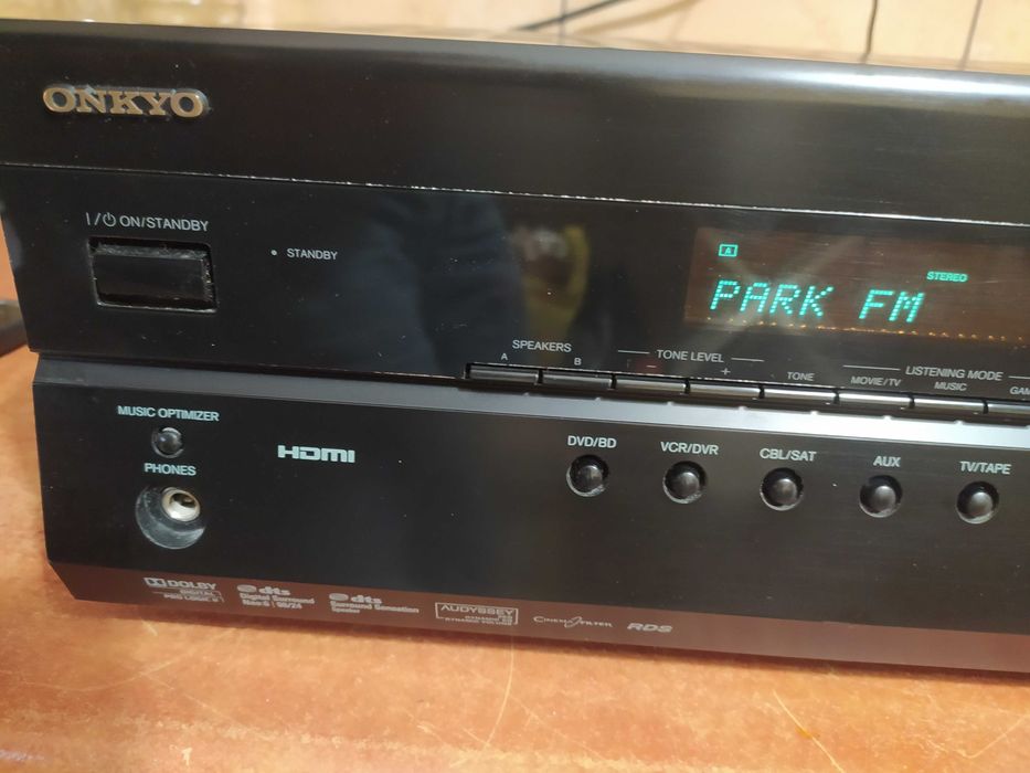Amplituner ONKYO TX-RS307 + pilot, super stan