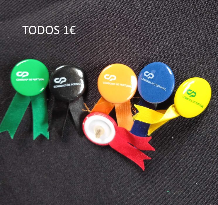 Pins, preço nas fotos.