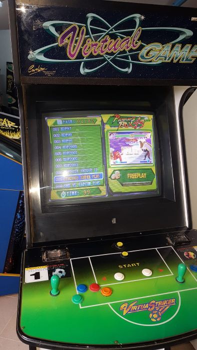 Máquina Arcade / Video jogos (Máquina para projeto)