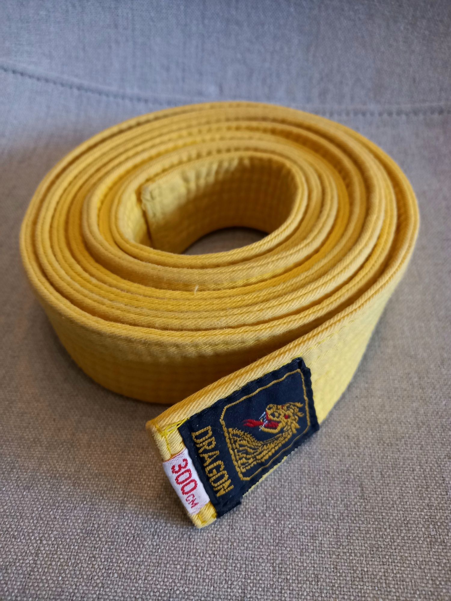 Cinturão amarelo dragon p/ artes marciais 300cm