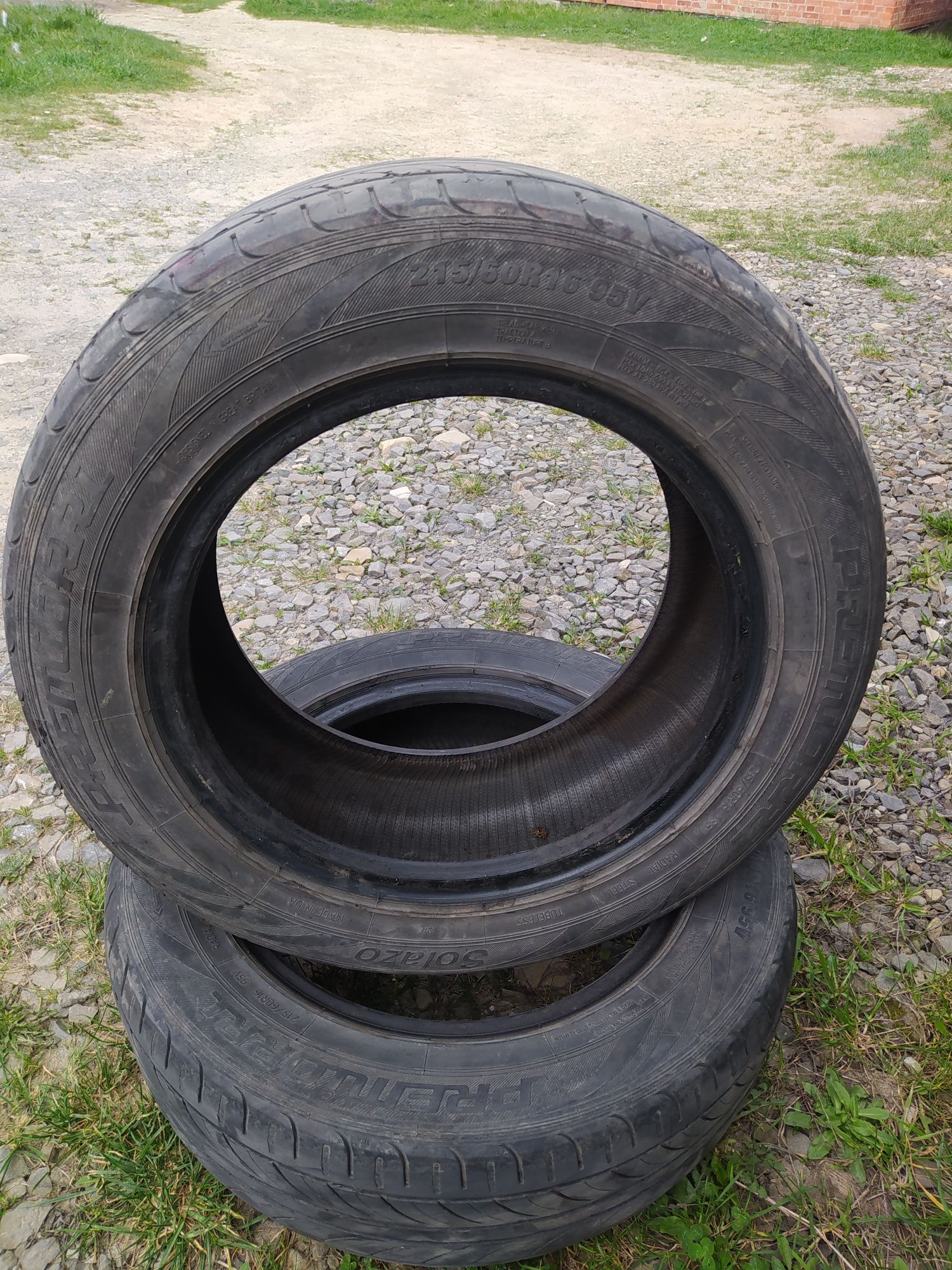 215/60 R16 Premiorri