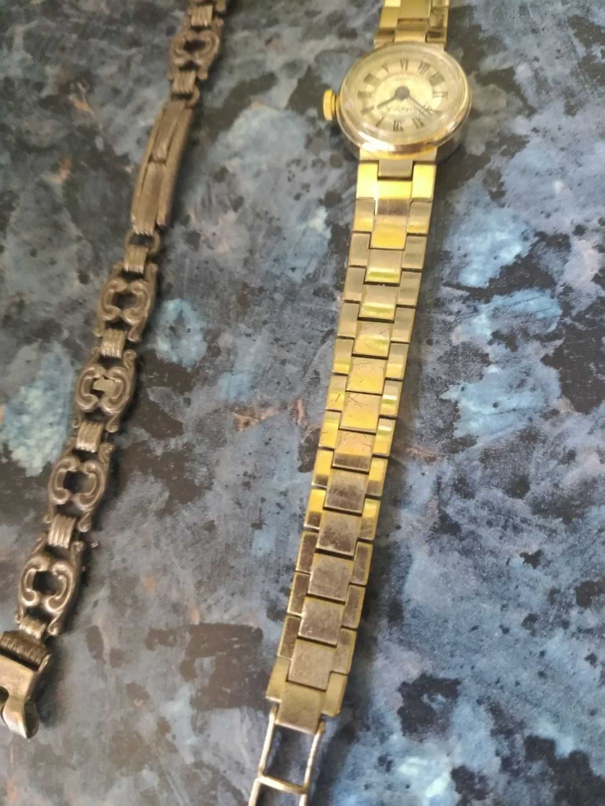 Годинник наручний Продам годинники: "Заря"срібний.,"Чайка"позолочений.