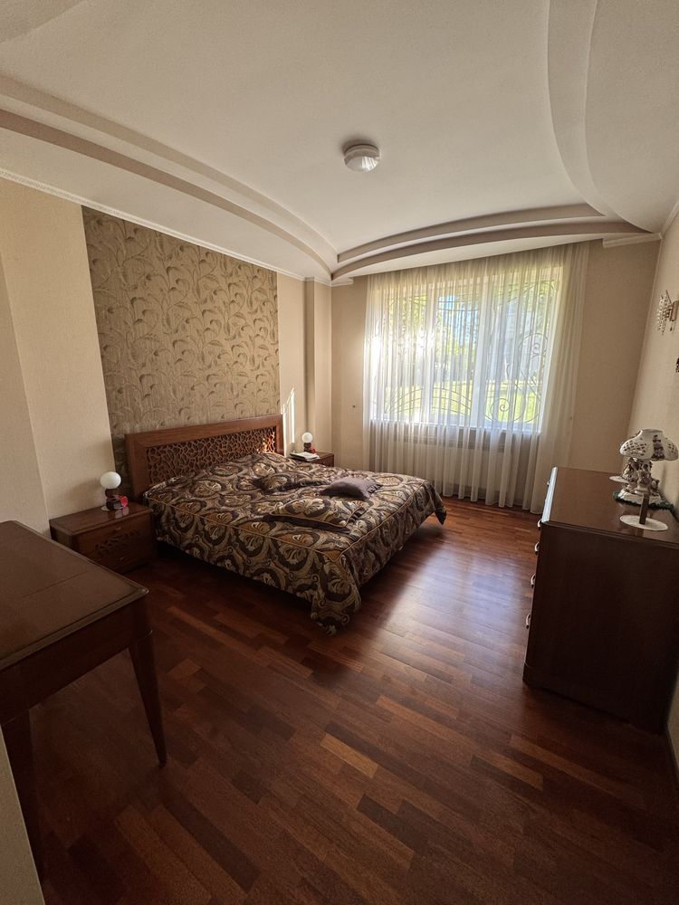 Ексклюзивна квартира 205 м² з терасою і гаражем, центр Львова