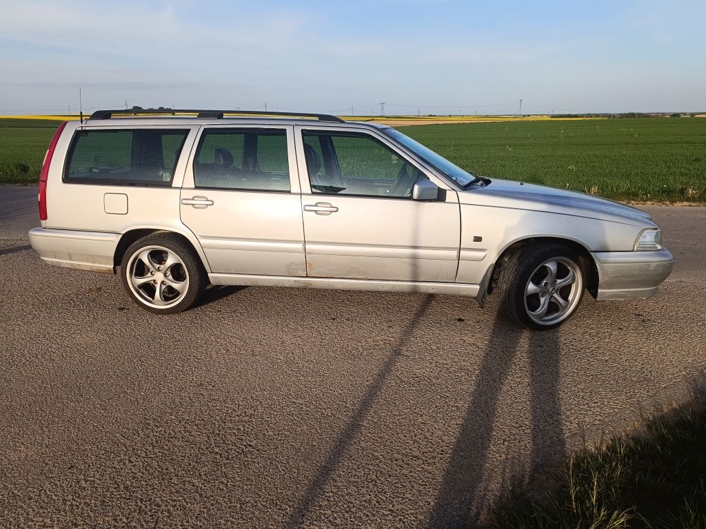 Sprzedam Volvo v70