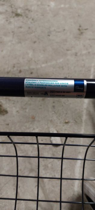 Podpórka czterokołowa stalowa, z podparciem pod łokcie